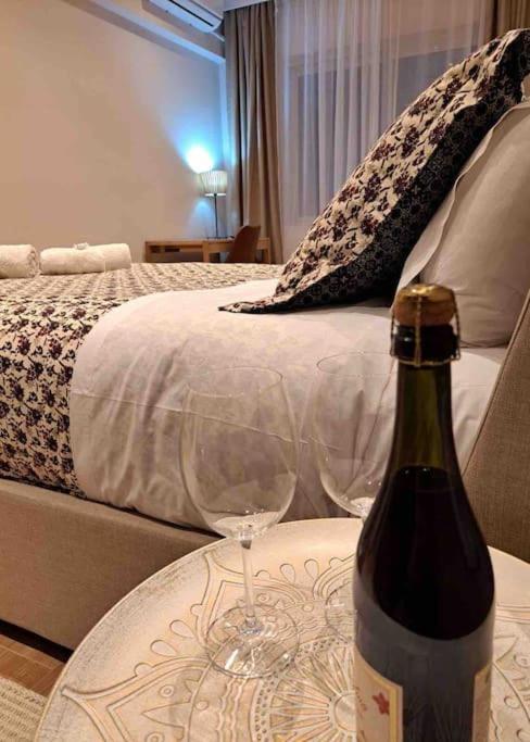 Royal Blue Grand Suite No 4 Piraeus Port ภายนอก รูปภาพ