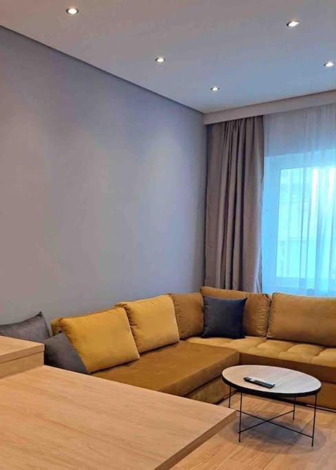 Royal Blue Grand Suite No 4 Piraeus Port ภายนอก รูปภาพ