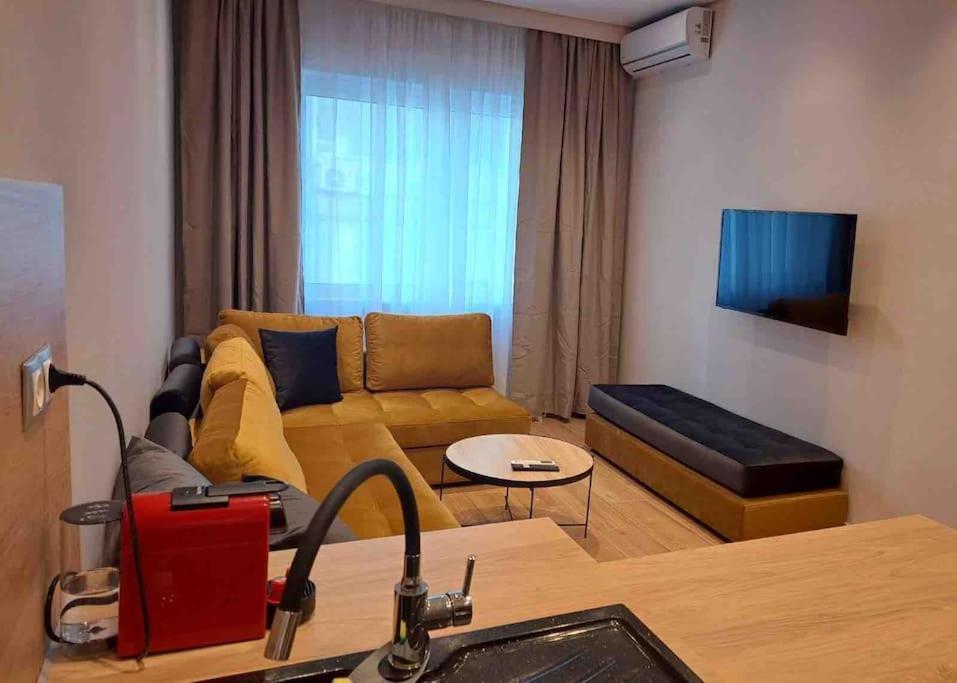 Royal Blue Grand Suite No 4 Piraeus Port ภายนอก รูปภาพ