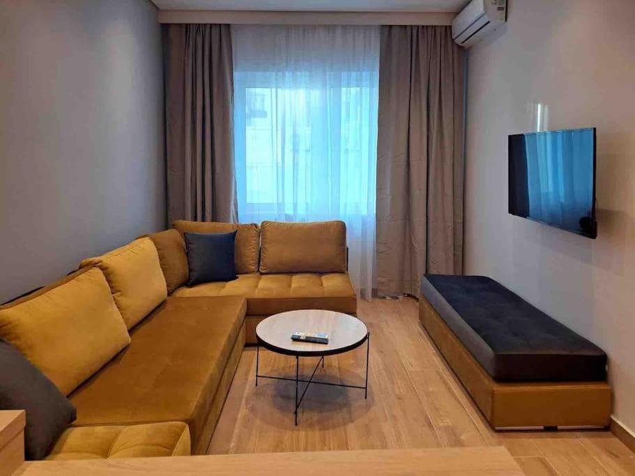 Royal Blue Grand Suite No 4 Piraeus Port ภายนอก รูปภาพ