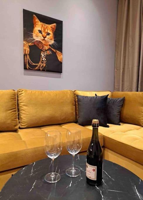 Royal Blue Grand Suite No 4 Piraeus Port ภายนอก รูปภาพ