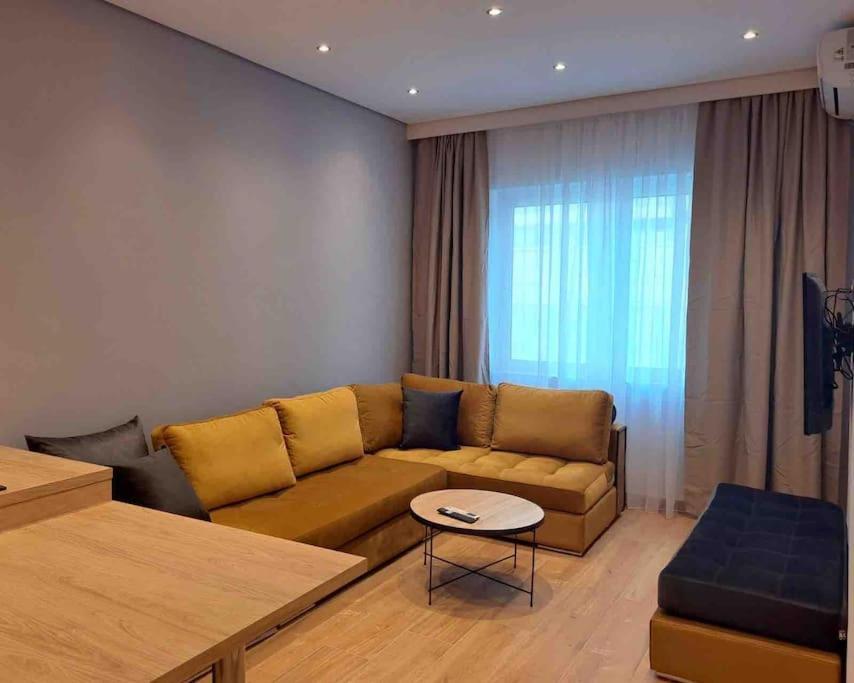 Royal Blue Grand Suite No 4 Piraeus Port ภายนอก รูปภาพ